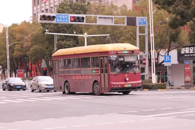 苏F 08627D