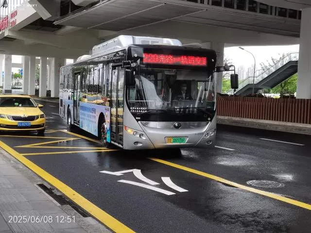 苏E06578F