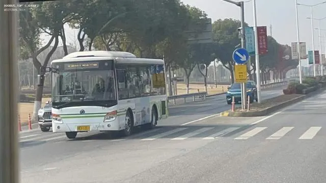 沪E F1311