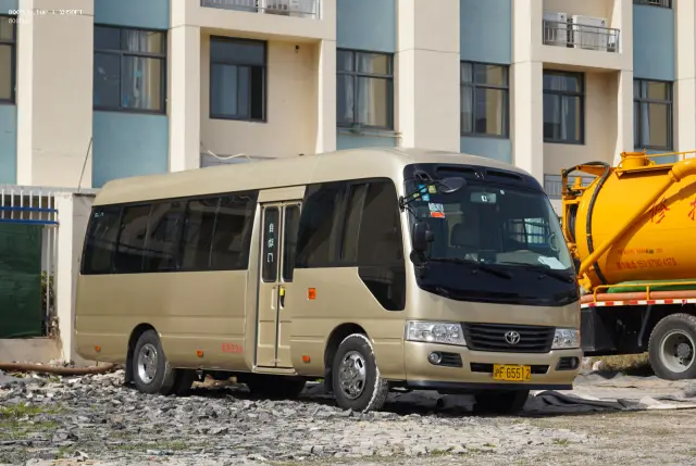 沪F G5512