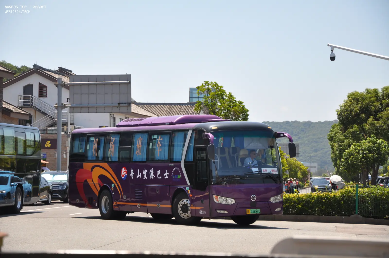 Bus Archive