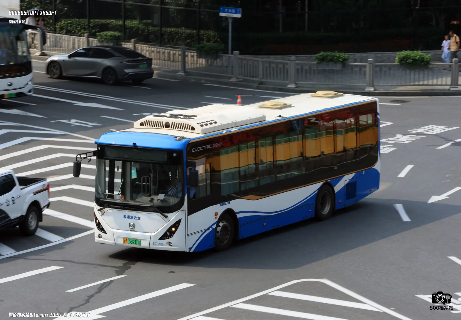Bus Archive