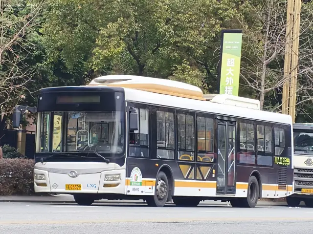 川A Q3599（W3461）