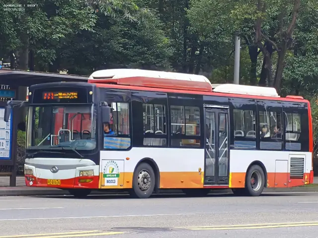 川A Q1676（W1013）