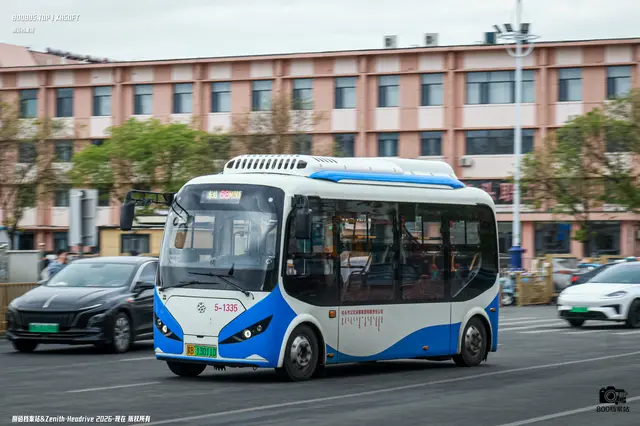 800BUS