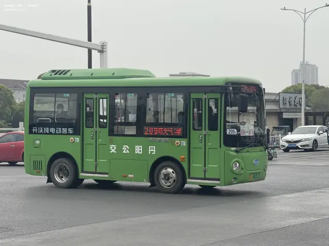 800BUS