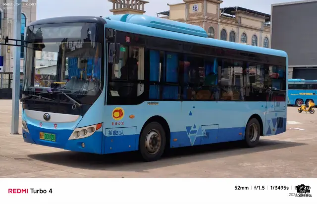 800BUS