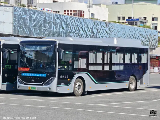 赣B 02261D