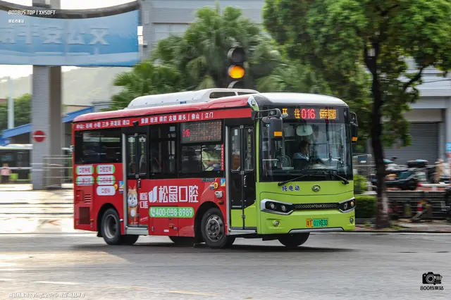 粤T 01983D