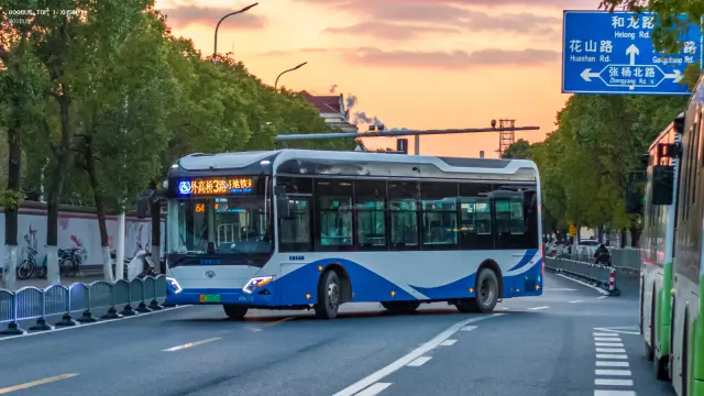 沪A35616D