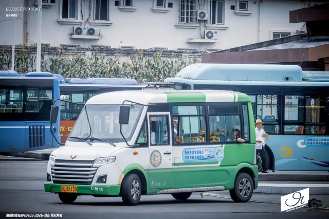 川L 82130