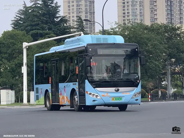 苏B 01823F