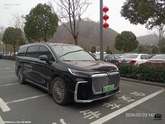 鄂C FB5777