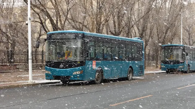 吉B E2776