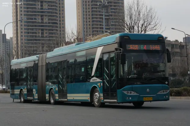 鲁AV0319