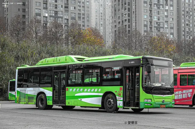 渝B X2272