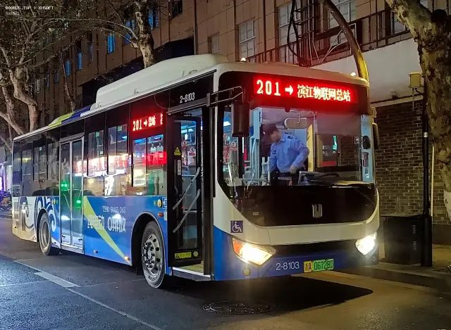 800BUS