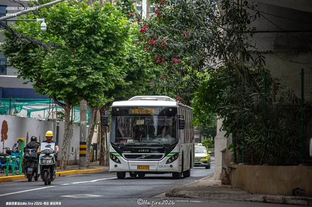 沪E E2793