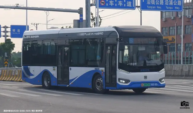 800BUS