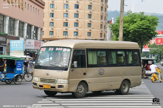 闽J Y5585