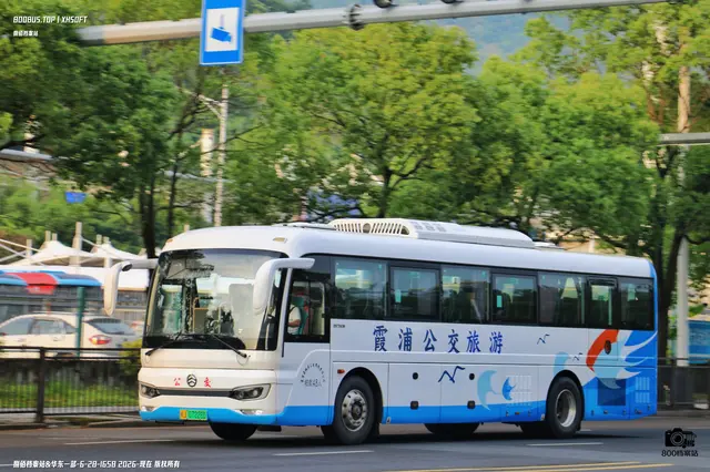 闽J 07228D