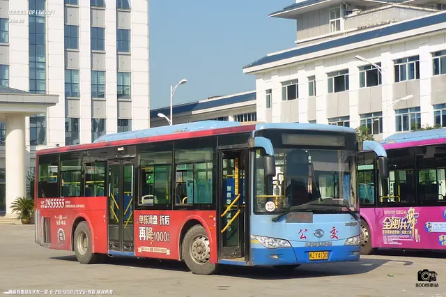 闽J Y4100
