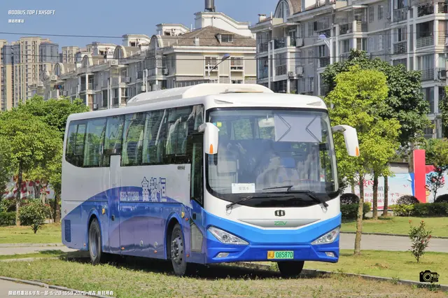 闽J 08587D