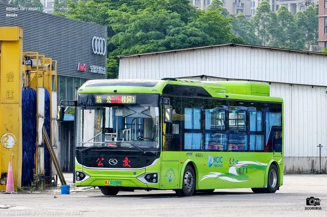 闽J 01289D