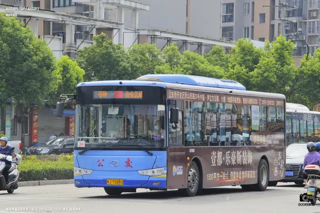 闽J Y5880