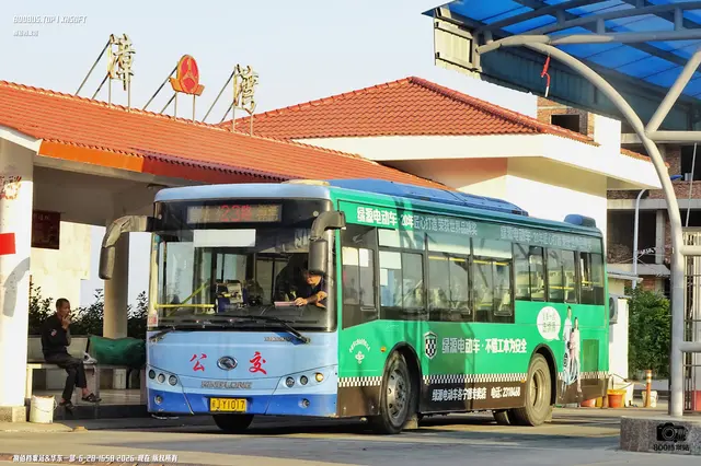 闽J Y1017