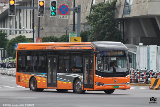 800BUS