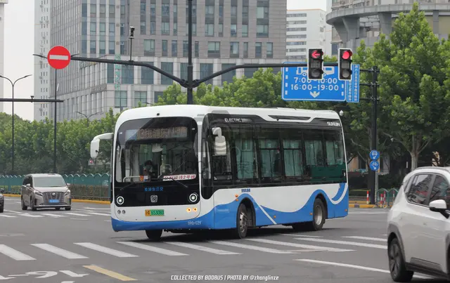 沪A 65308D