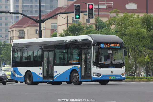 沪A 03230D