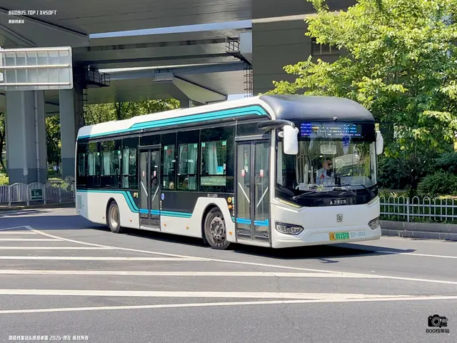 800BUS