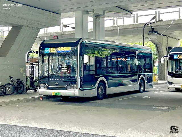 沪A 33002D
