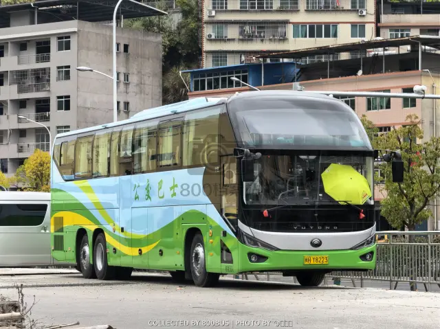 闽H Y8223