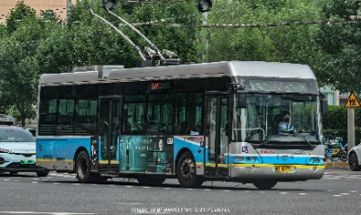 京A U8973