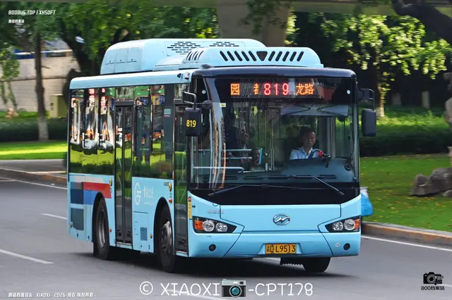800BUS