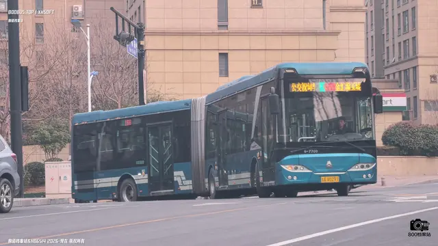 鲁AV0297