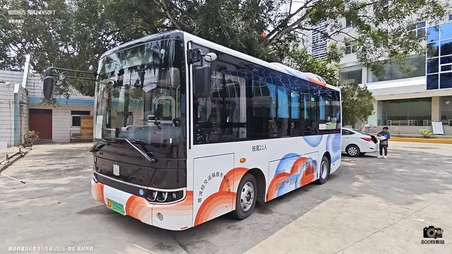 云J05898D
