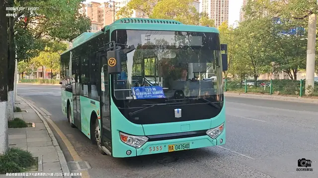 贵A 04764D