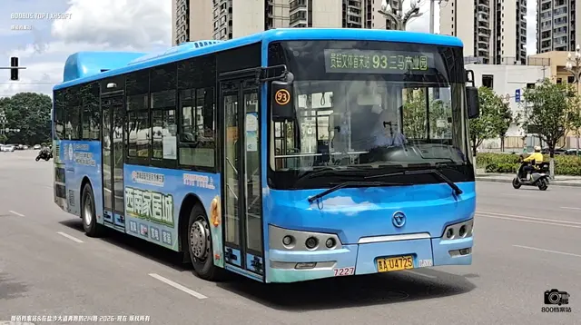 贵A U4725
