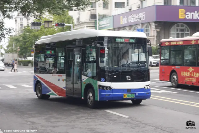 800BUS