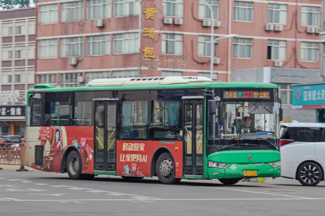 苏M F6596