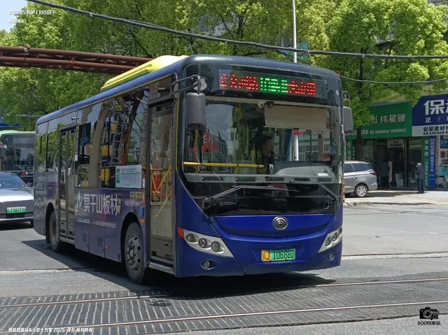 赣J 10688D