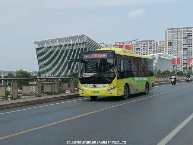 赣J 08913D