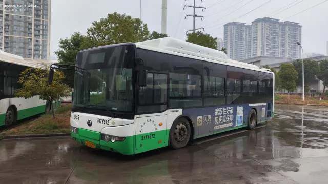 517Y672