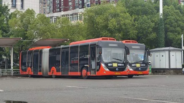 516B2122