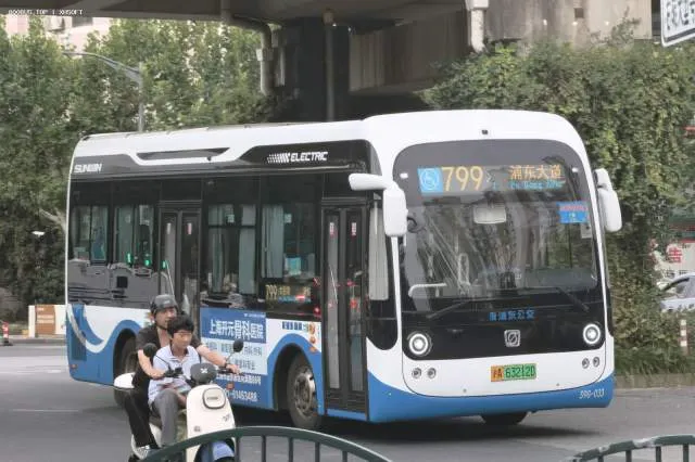 沪A63212D