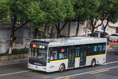 鄂E 23352D